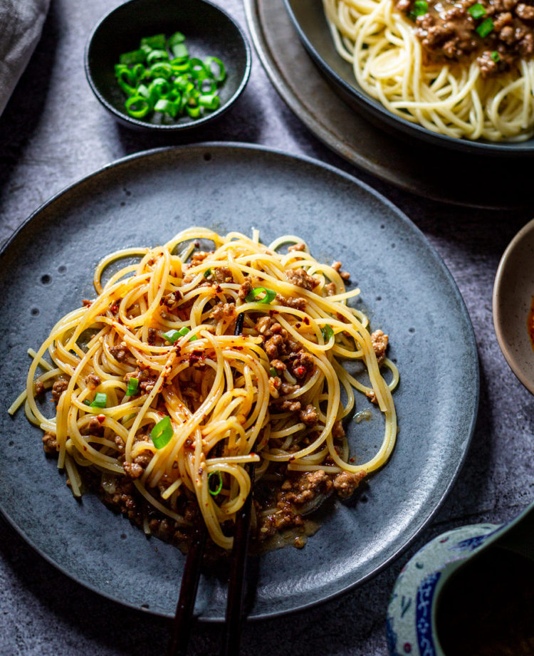 Asian Ground Beef Noodles - Cooking With Lei