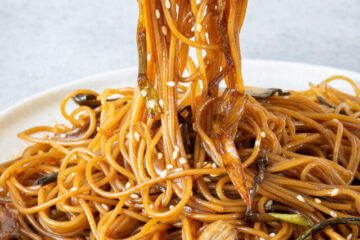 fried spring onion noodles