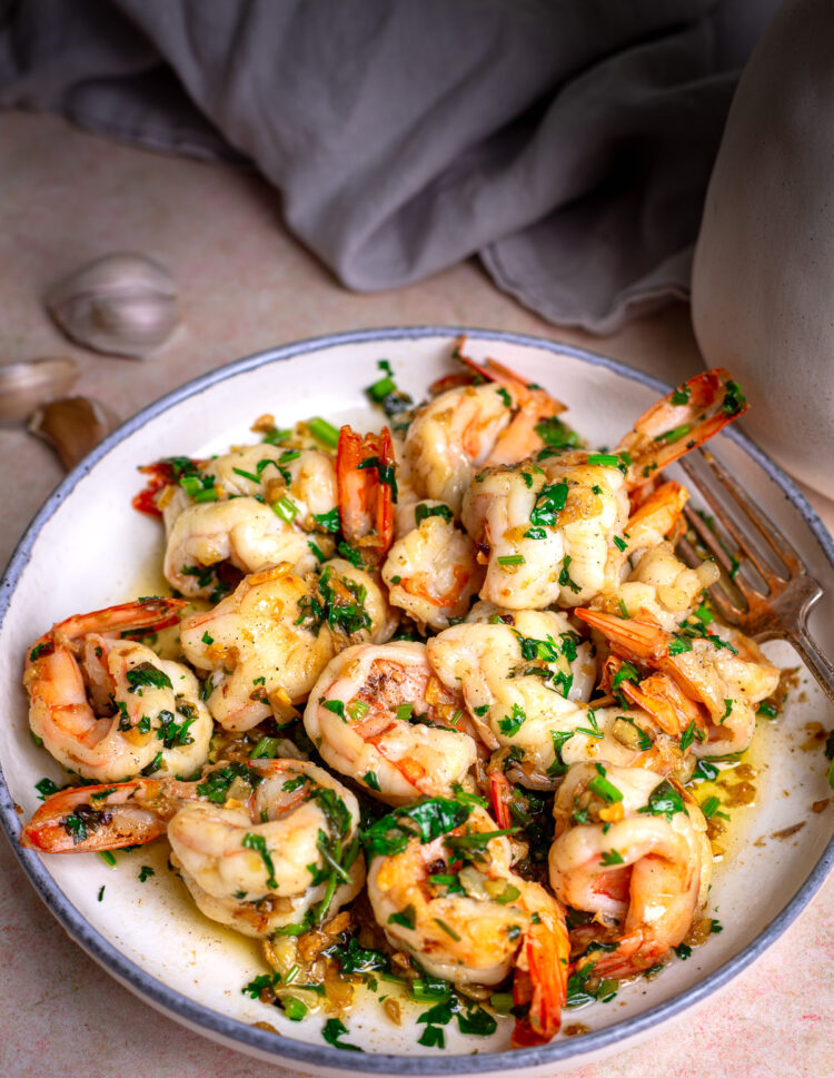 coriander garlic butter prawns image