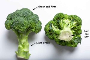 Broccoli With Garlic Sauce & Bacon - Cooking With Lei