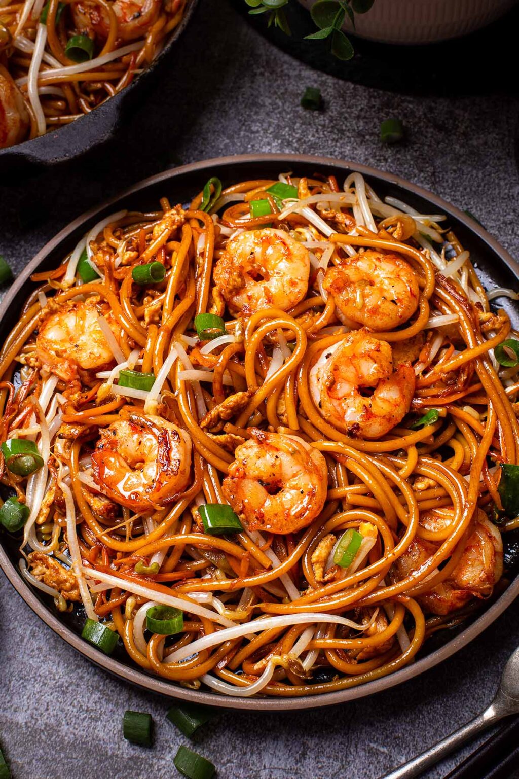 Shrimp Chow Mein Pan Fried Noodles Cooking With Lei
