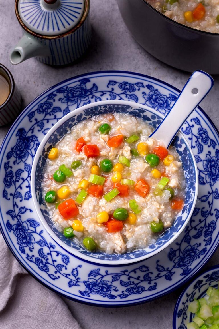 asian dinner, Asian Food, Asian Recipes, chicken, chicken congee, comfort food, Congee, dinner Ideas, Easy Recipes, homemade meal, one pot recipe, rice, soup, vegetable
