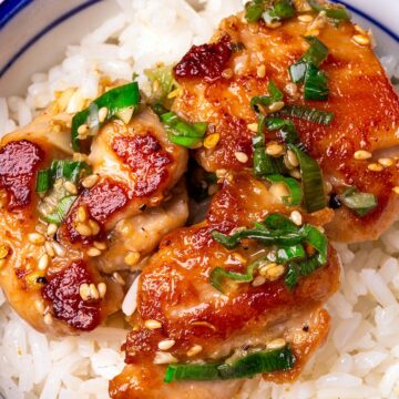 chicken chinese dishes recipe, easy chinese chicken dish, pan fried chicken thighs, pan seared chicken thighs, pan cook chicken thighs, ginger scallion