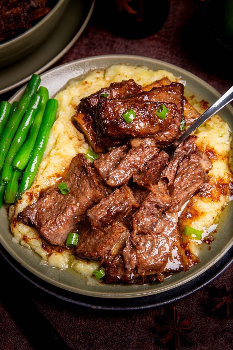 Slow Cooked Beef Short Ribs in Soy Apple Sauce - Cooking With Lei